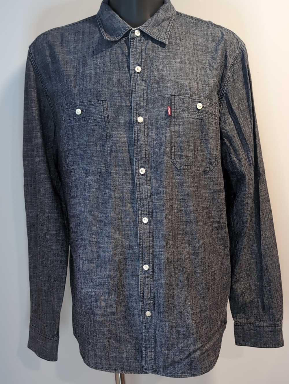 Levi's Men's Blue Chambray Button-Down Shirt XXL